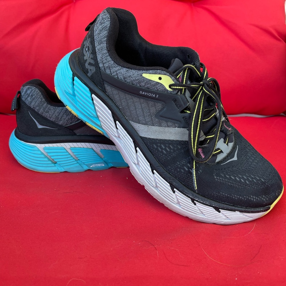 Hoka One One - Gaviota 2 - Size 8.5 - Smoke-free Home